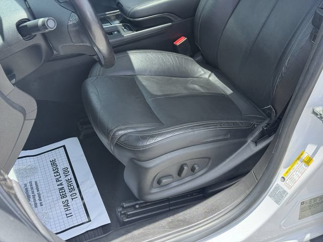 Used 2015 Buick LaCrosse Premium w/ Driver Confidence Package #1 FWD image 14