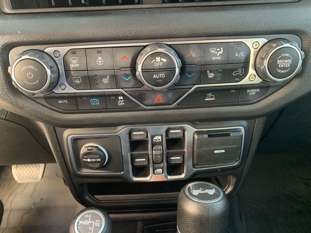 Used 2024 Jeep Wrangler Unlimited w/ Convenience Group image 26