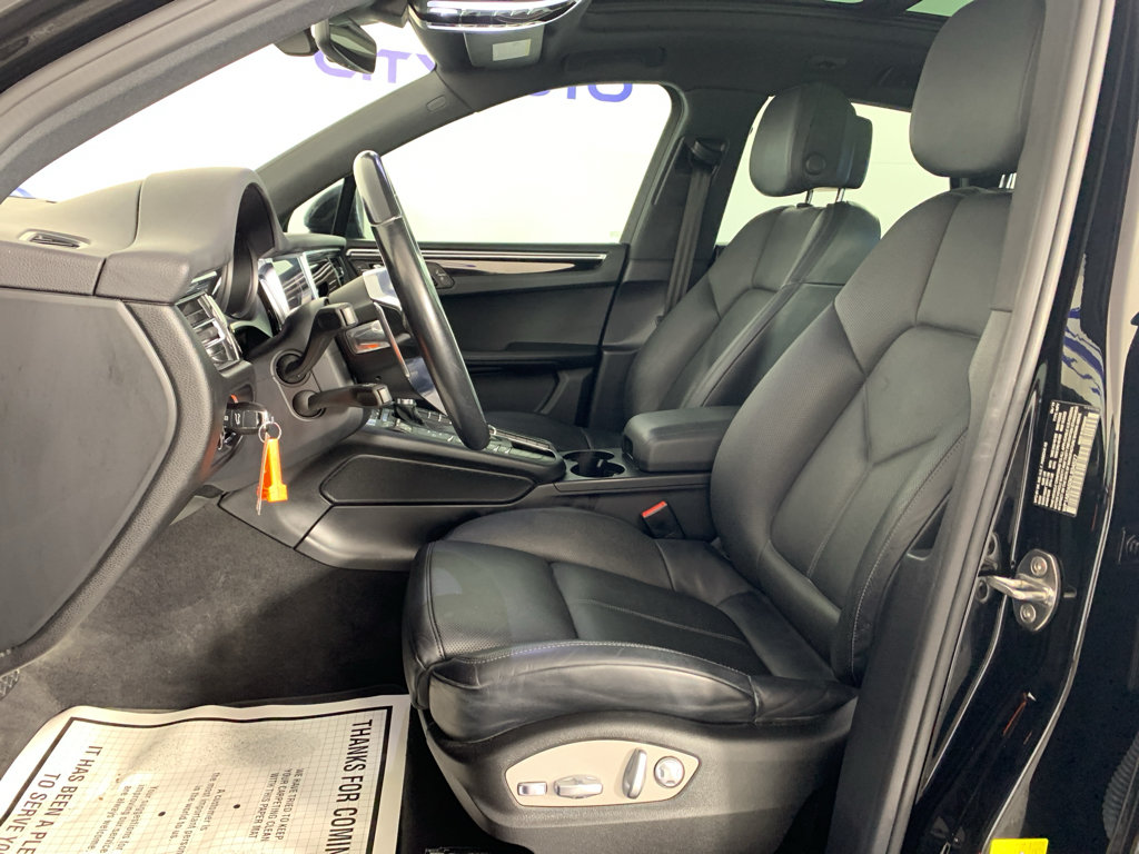 Used 2019 Porsche Macan S AWD/4WD image 16