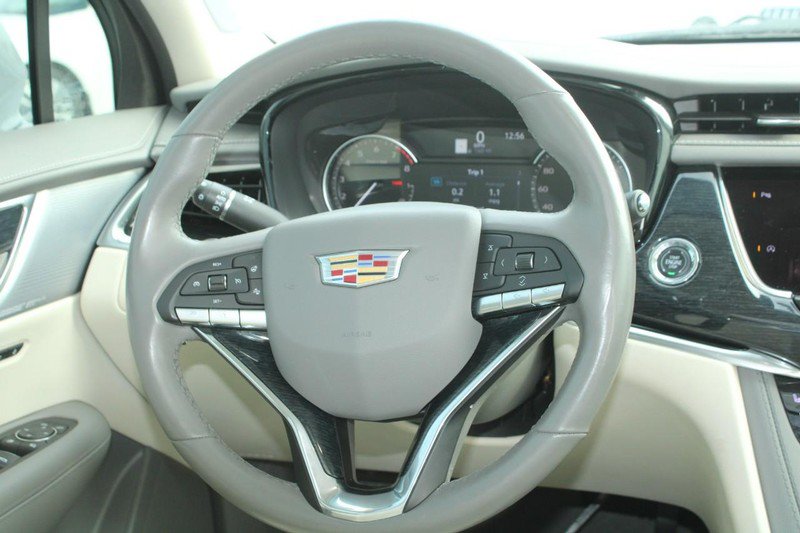 Used 2024 Cadillac XT6 Premium Luxury AWD/4WD image 20