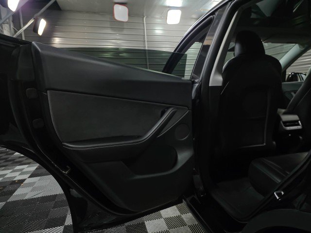 Used 2021 Tesla Model Y Performance image 34