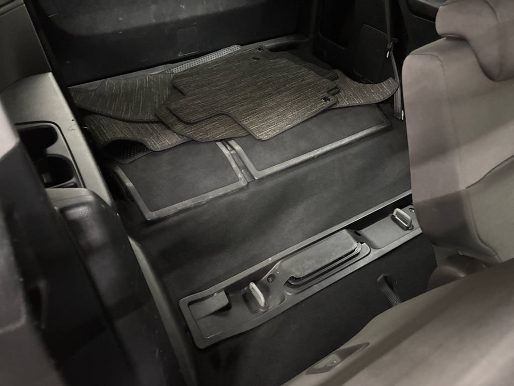 Used 2023 Honda Odyssey EX image 18