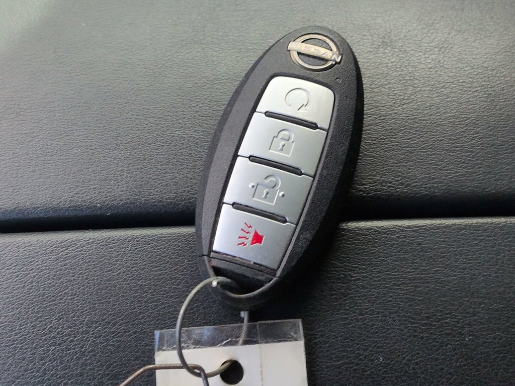 Used 2022 Nissan Rogue SV FWD image 27