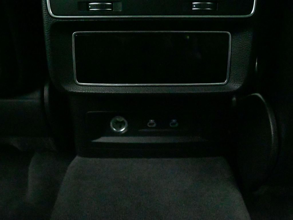 Used 2022 Audi SQ8 Prestige image 27