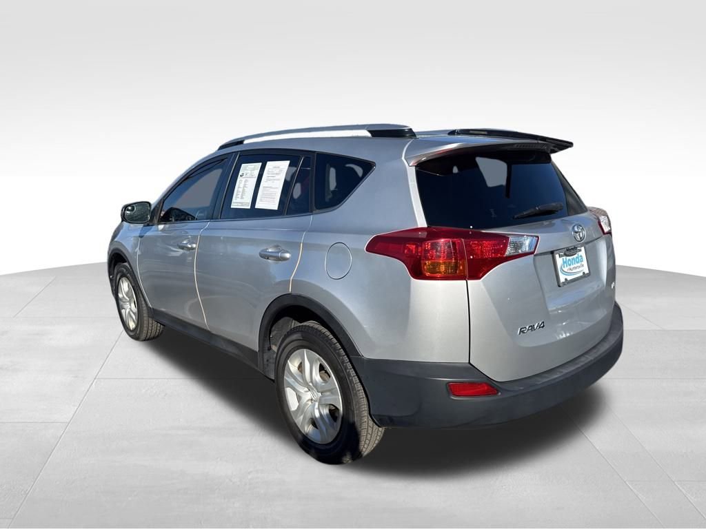 Used 2015 Toyota RAV4 LE image 6