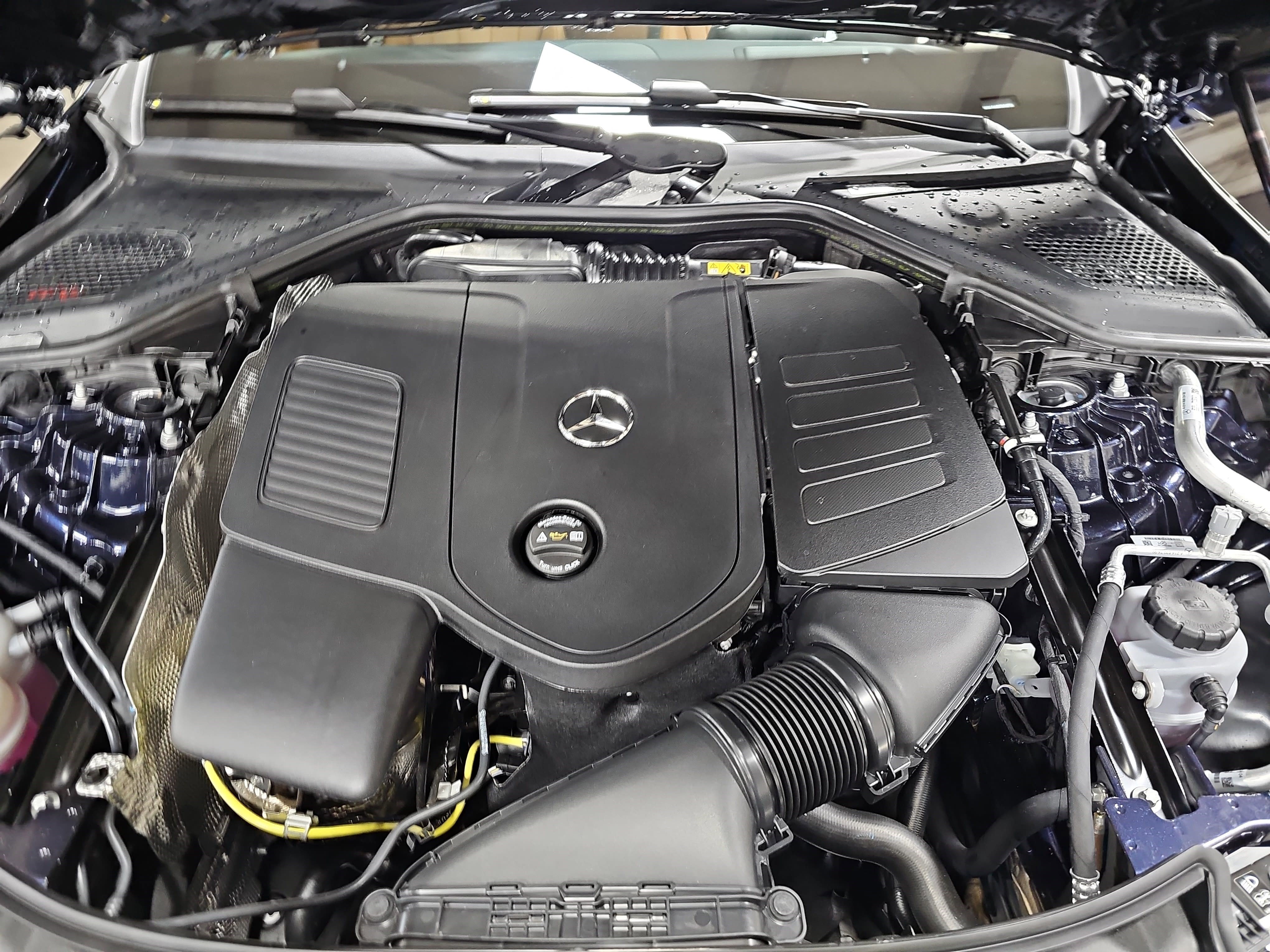 New 2026 Mercedes-Benz E 350 4MATIC Sedan image 32