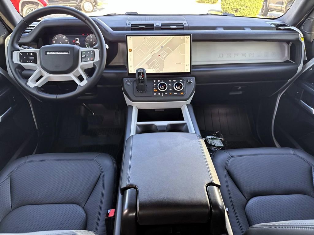 New 2026 Land Rover Defender 110 X-Dynamic SE AWD/4WD image 12