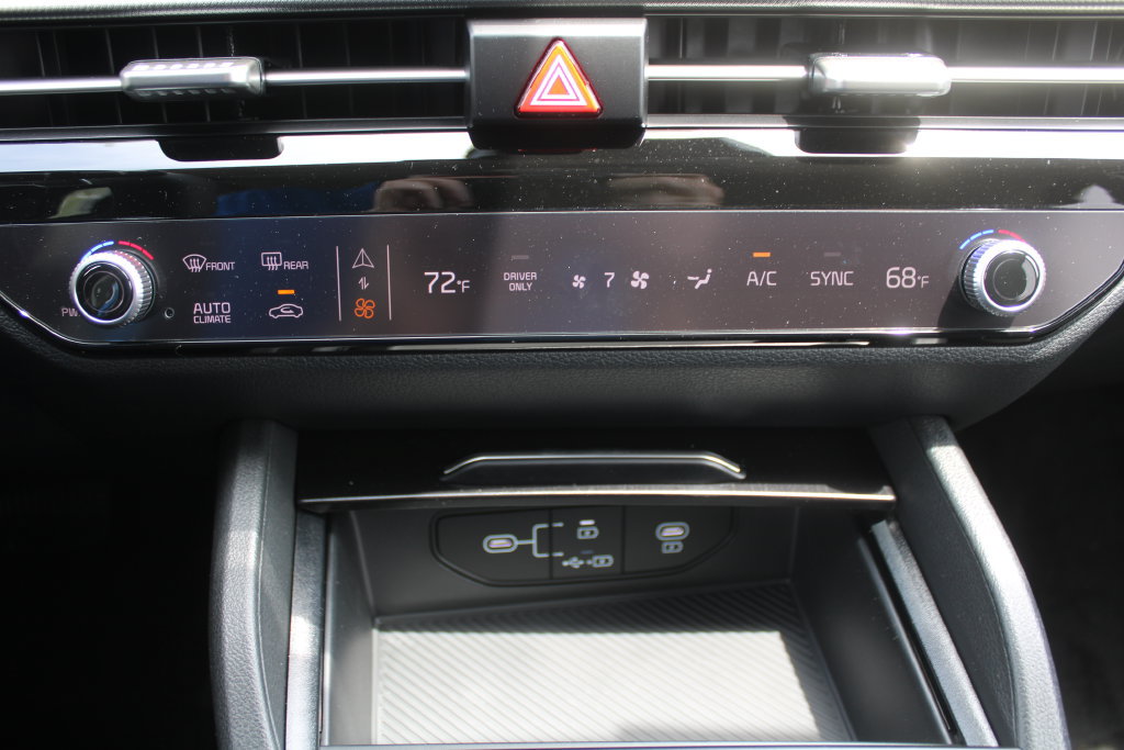 New 2027 Kia Sportage LX FWD image 39