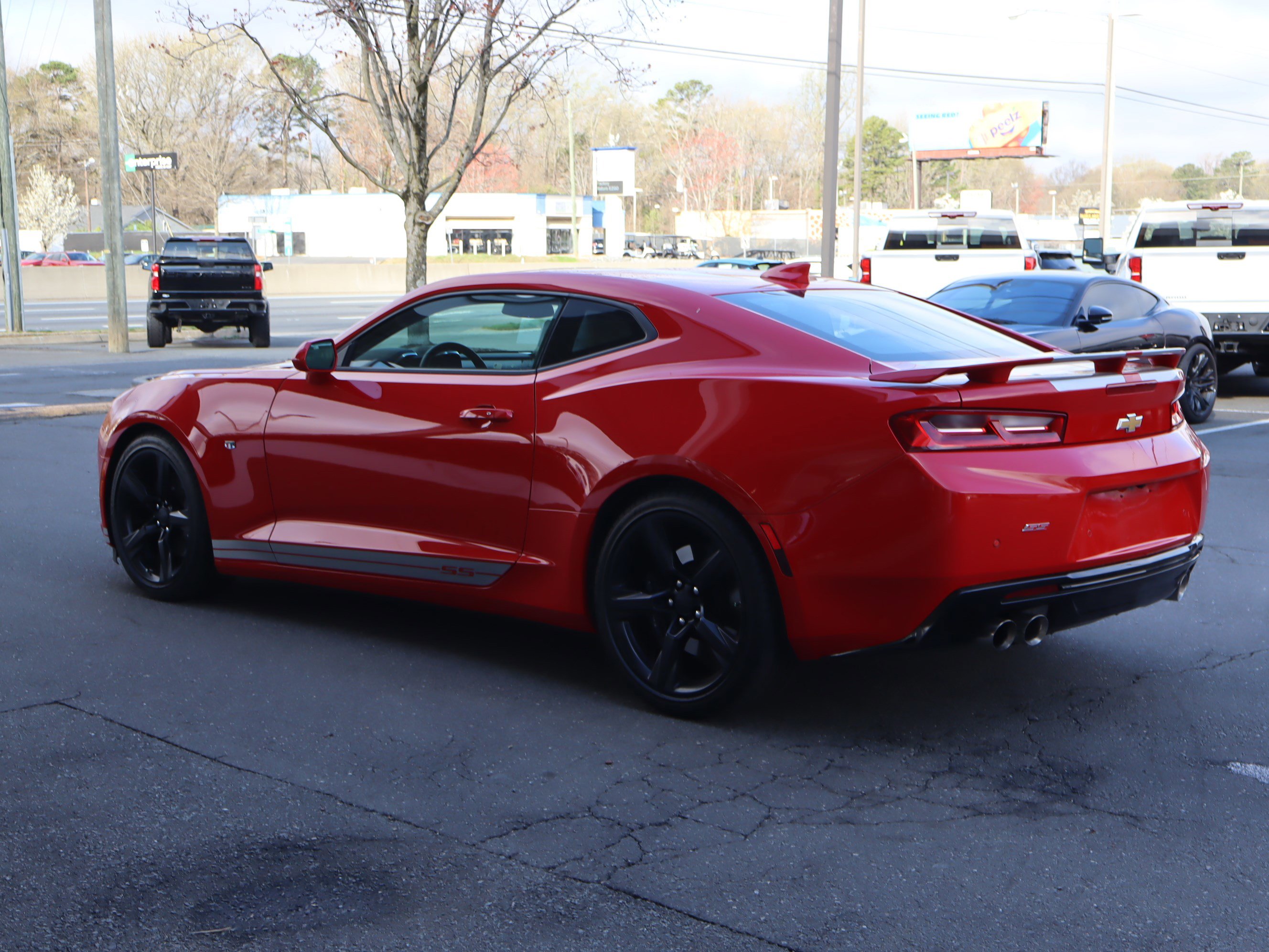 Used 2018 Chevrolet Camaro SS image 8