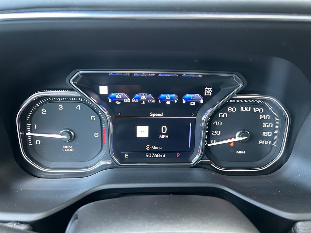 Used 2021 GMC Yukon Denali AWD/4WD image 16