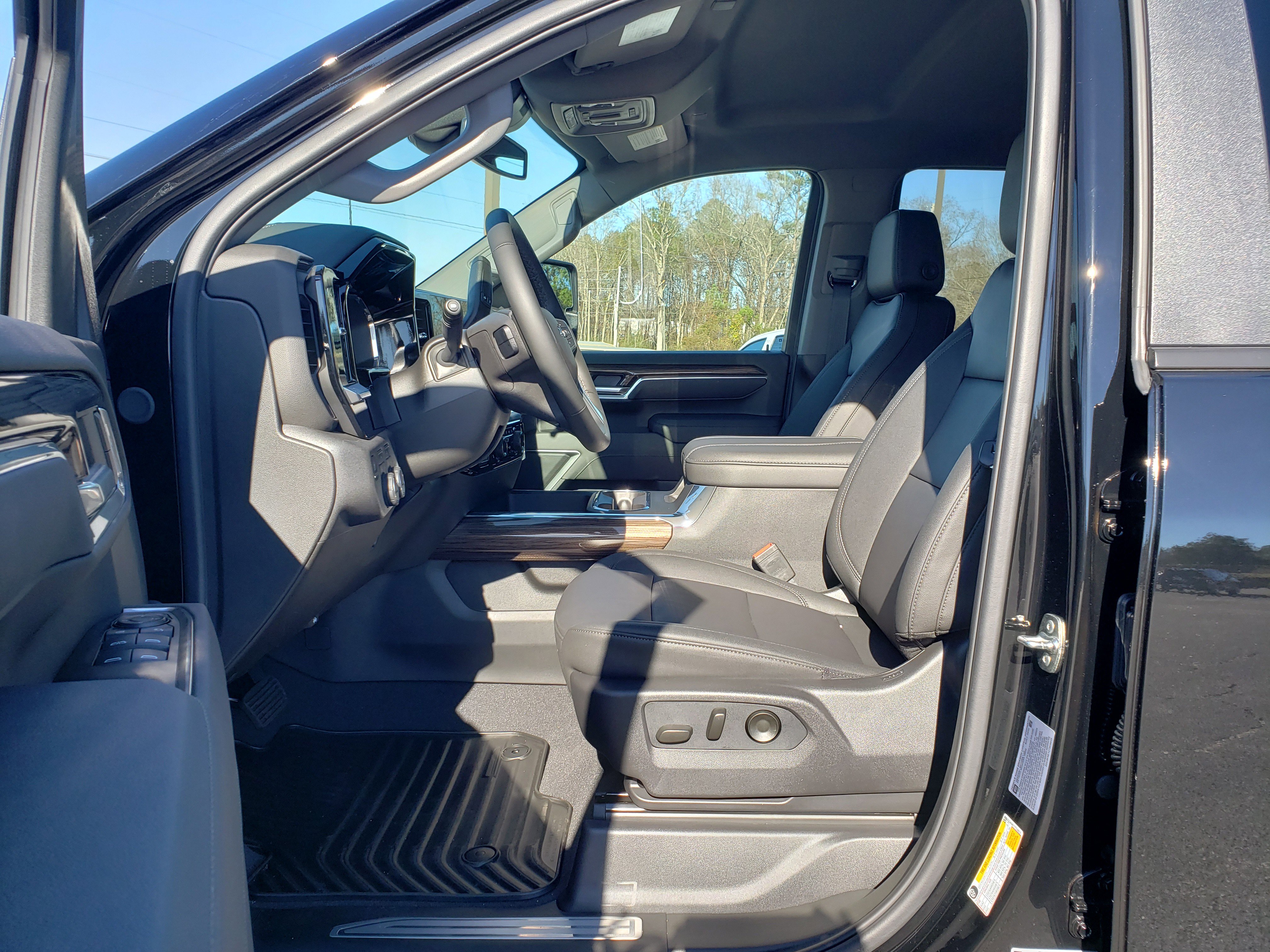 New 2026 Chevrolet Silverado 2500 LT w/ Trail Boss Package image 30