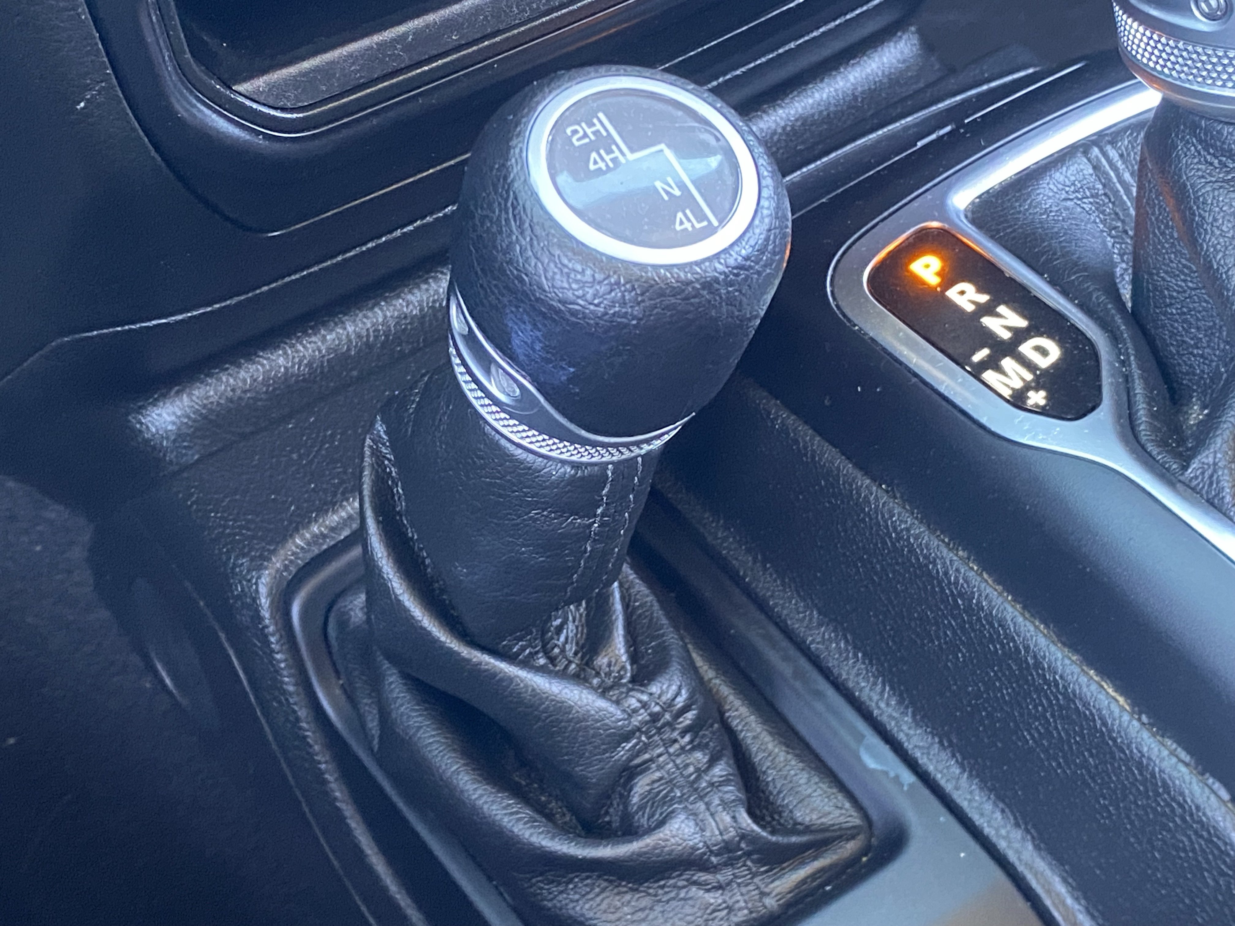 Used 2022 Jeep Wrangler Unlimited Sport AWD/4WD image 27