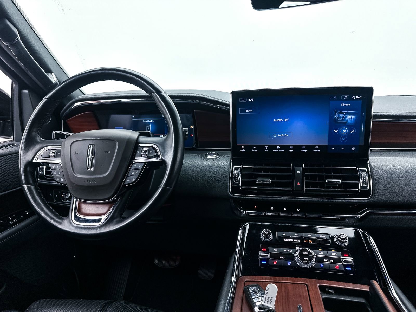 Used 2022 Lincoln Navigator L Reserve AWD/4WD image 4