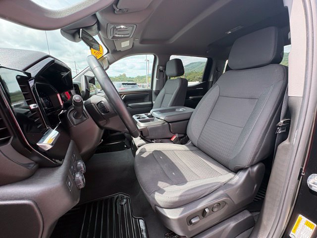 Used 2024 Chevrolet Silverado 1500 LT AWD/4WD image 24
