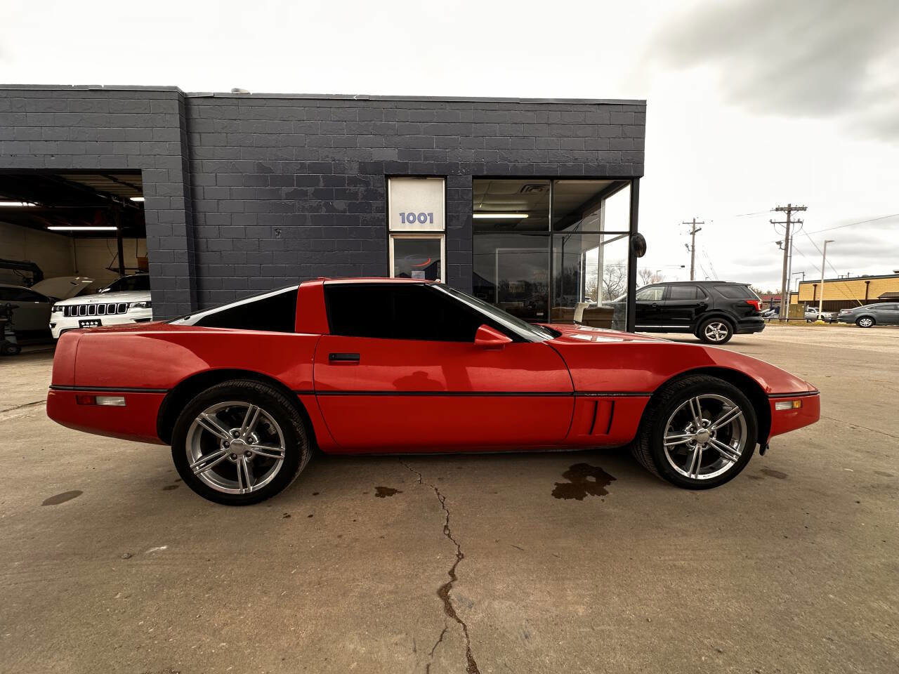 Used 1989 Chevrolet Corvette Coupe image 9