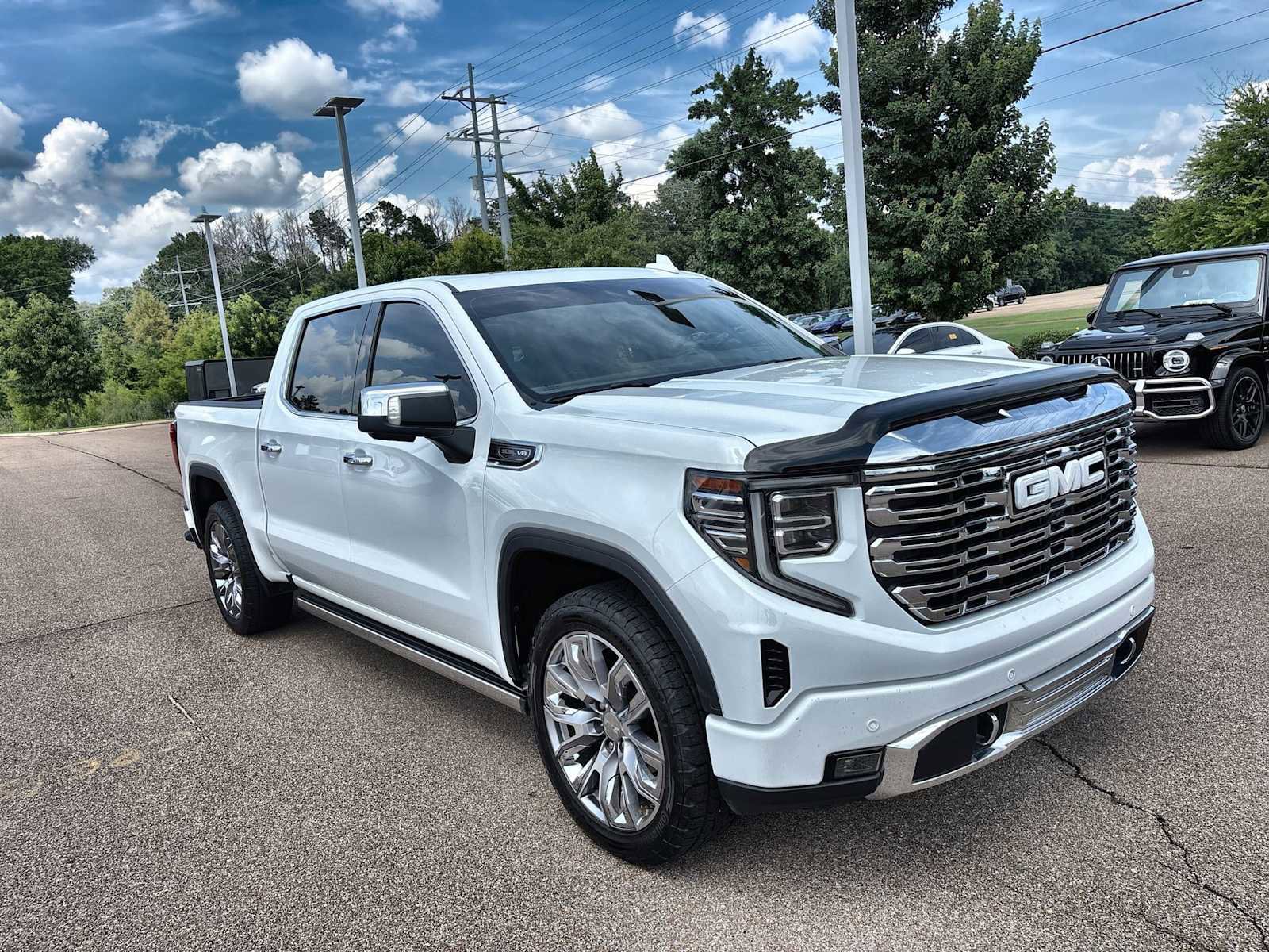 Used 2022 GMC Sierra 1500 Denali w/ Denali Reserve Package AWD/4WD image 11