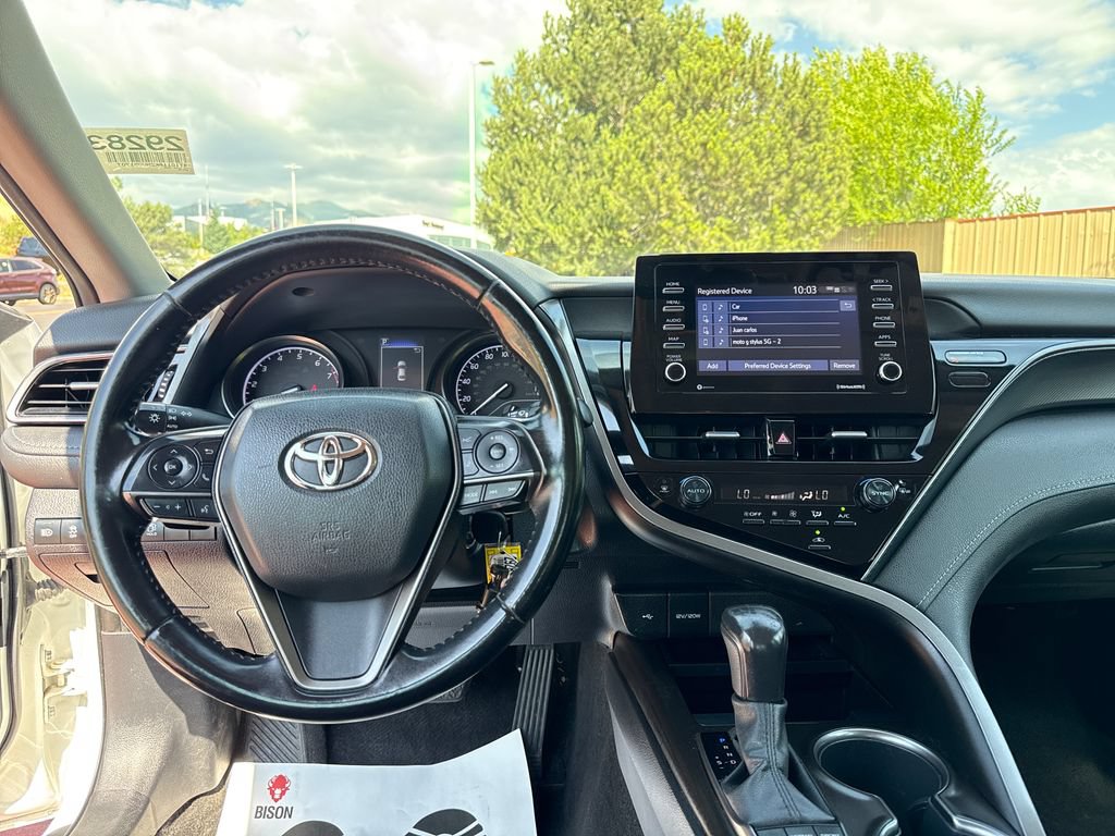 Used 2022 Toyota Camry SE FWD image 12