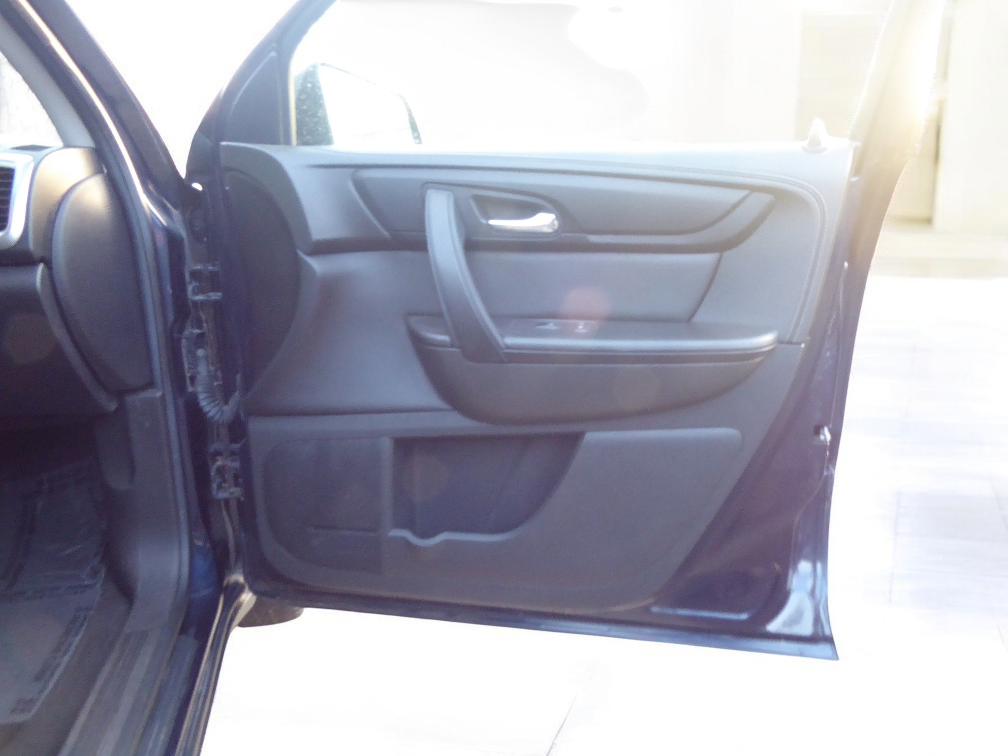 Used 2016 GMC Acadia SLE image 20