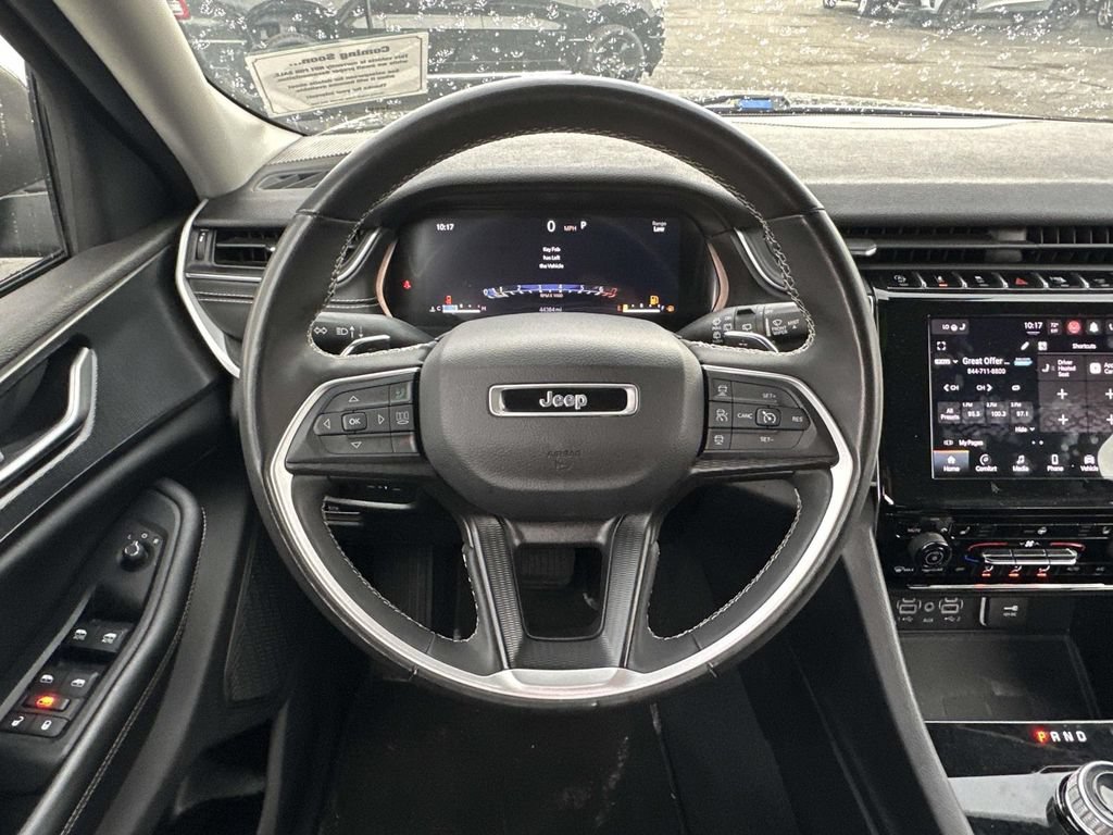Used 2023 Jeep Grand Cherokee L Laredo w/ Luxury Tech Group I AWD/4WD image 15