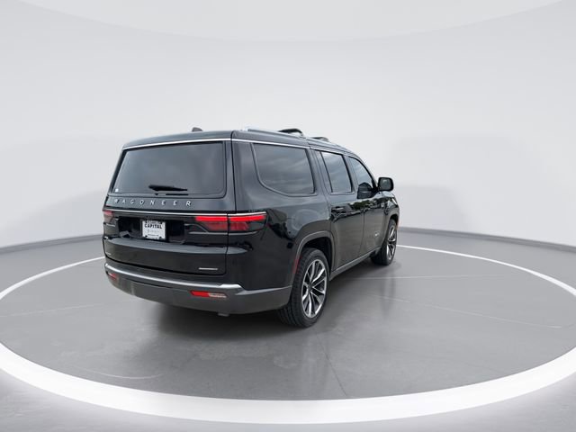 Used 2022 Jeep Wagoneer Series III w/ Premium Group I AWD/4WD image 6