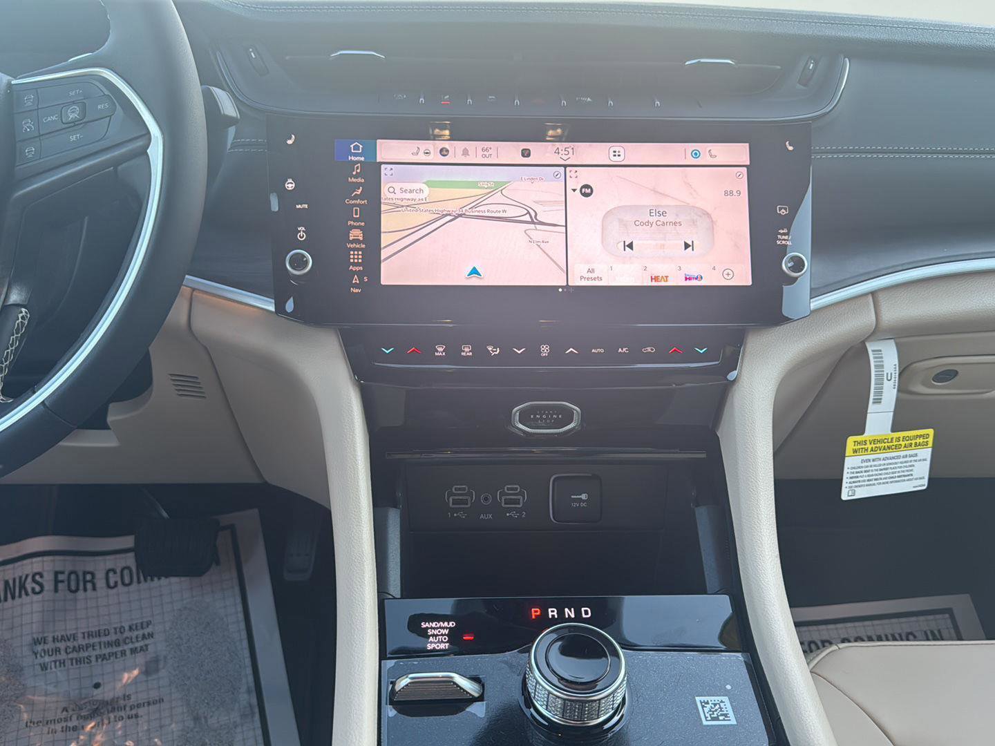 New 2026 Jeep Grand Cherokee Limited w/ Trailer Tow Package image 11