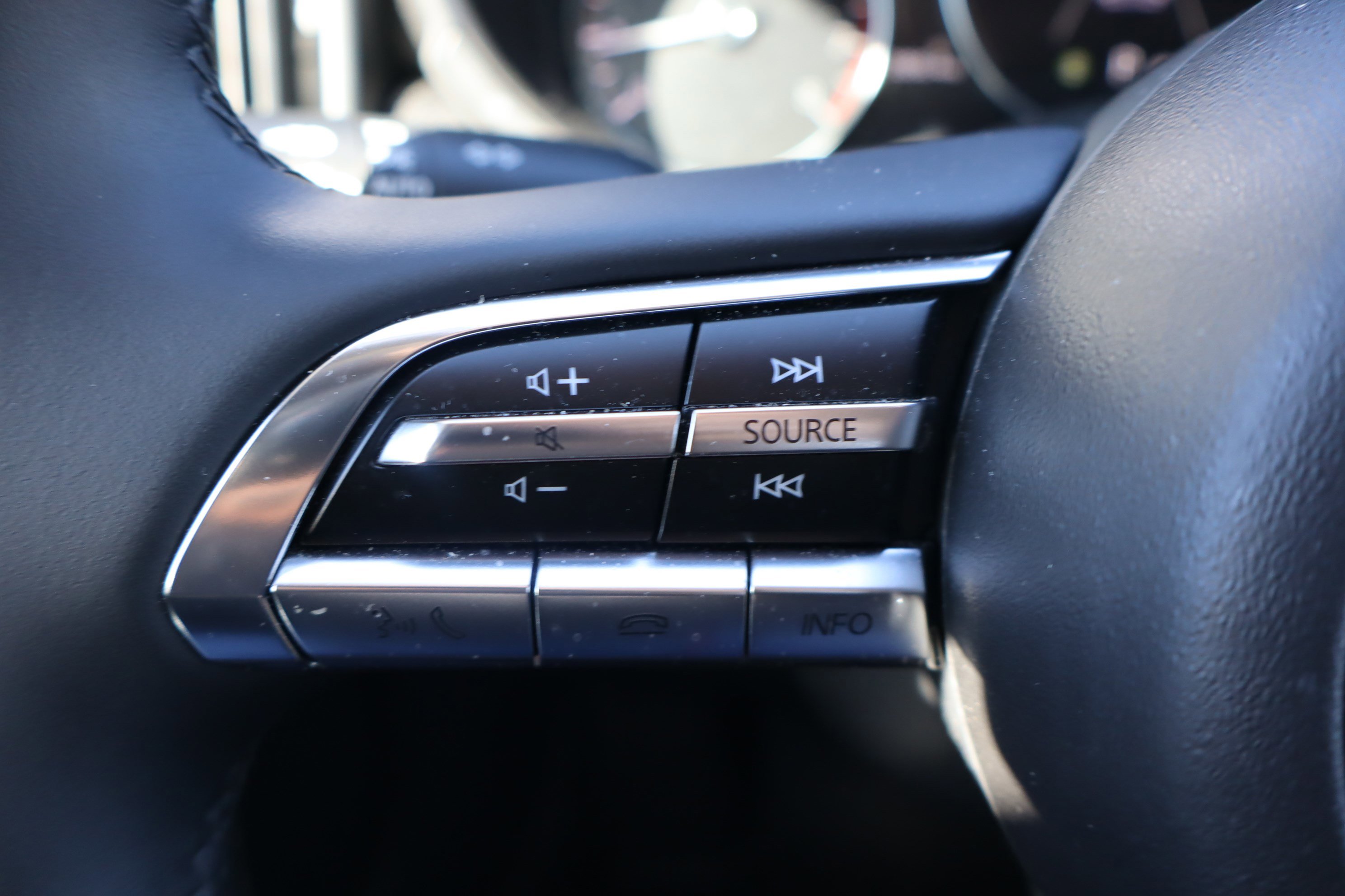 Used 2025 MAZDA CX-50 AWD 2.5 S w/ Premium Package image 20