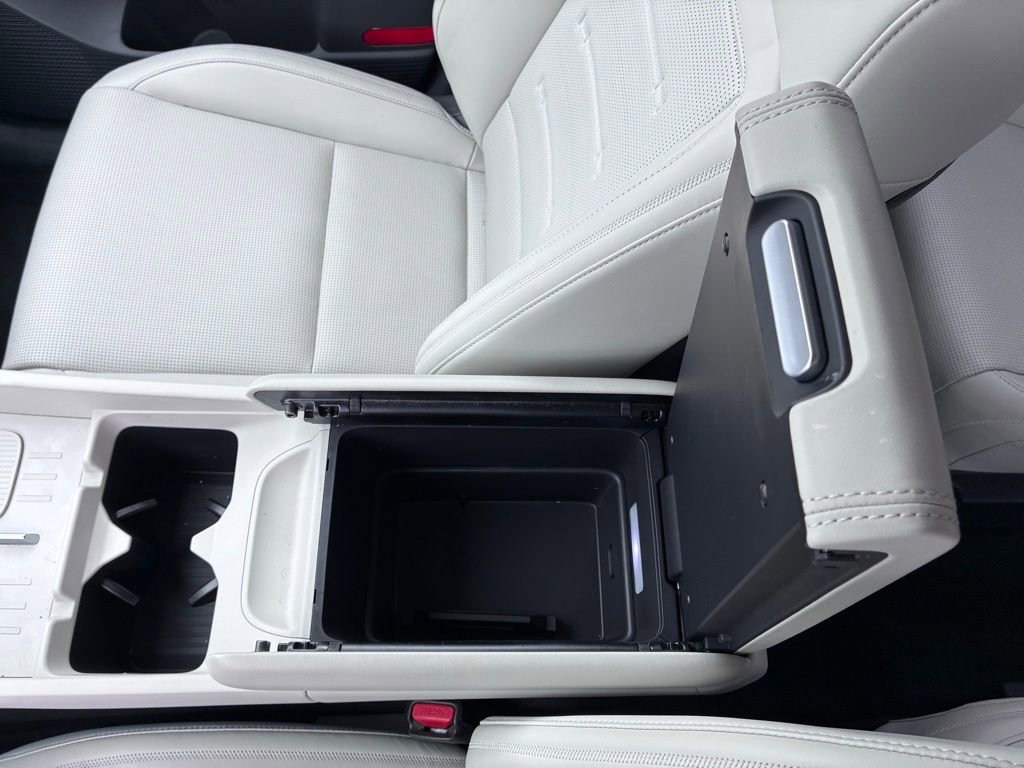 Used 2024 Hyundai Santa Fe Calligraphy image 38