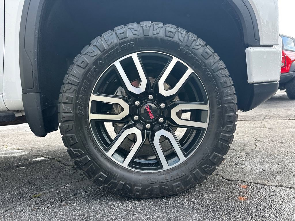 Used 2023 GMC Sierra 1500 AT4 w/ AT4 Premium Package AWD/4WD image 13