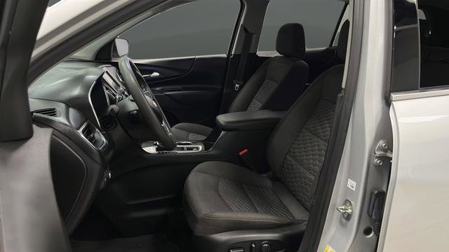 Used 2020 Chevrolet Equinox LT w/ LPO, Floor Liner Package FWD image 9