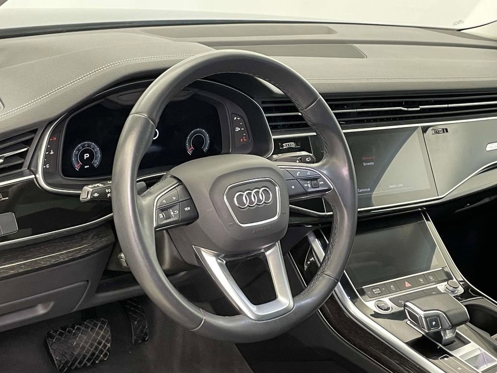 Used 2023 Audi Q7 2.0T Premium w/ Convenience Package image 4