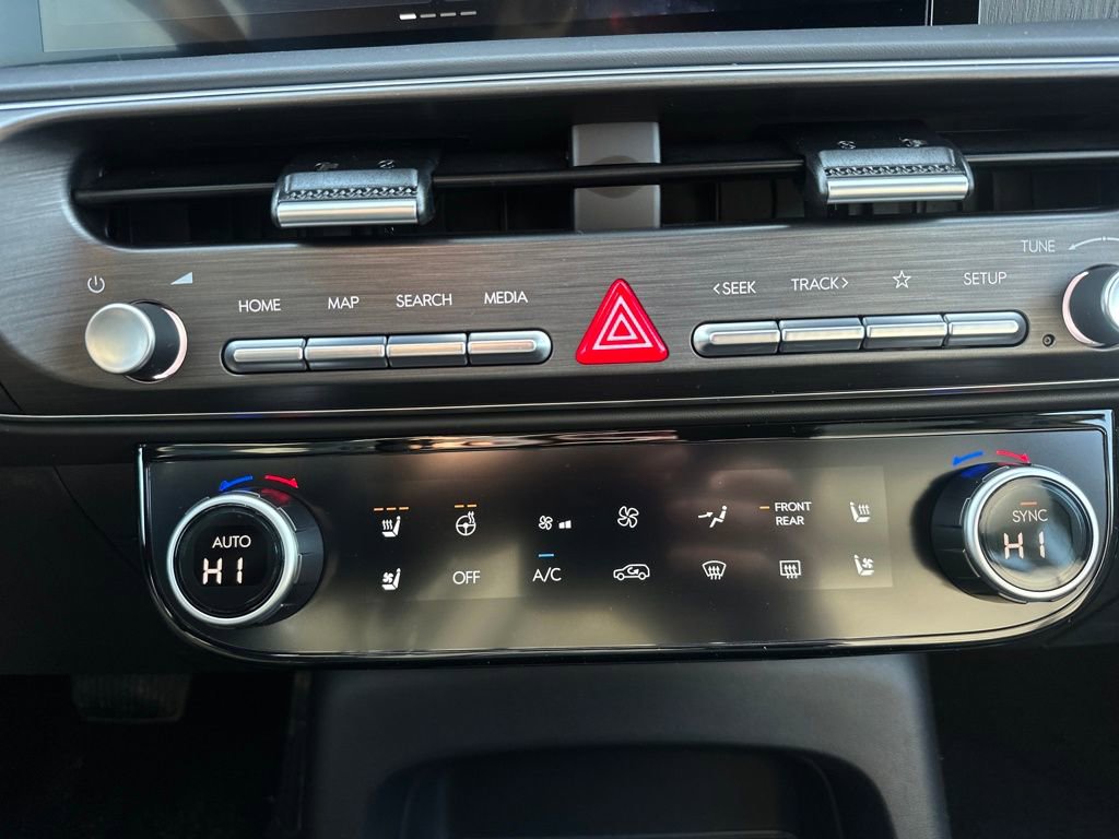New 2026 Hyundai Palisade Calligraphy FWD image 21