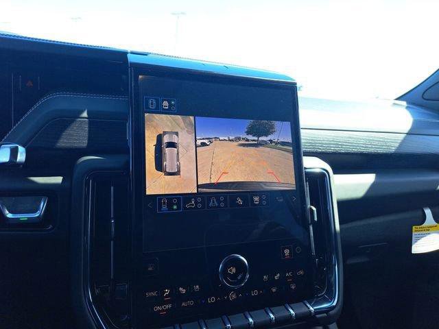 New 2026 GMC Yukon AT4 Ultimate w/ LPO, Floor Liner Package image 18