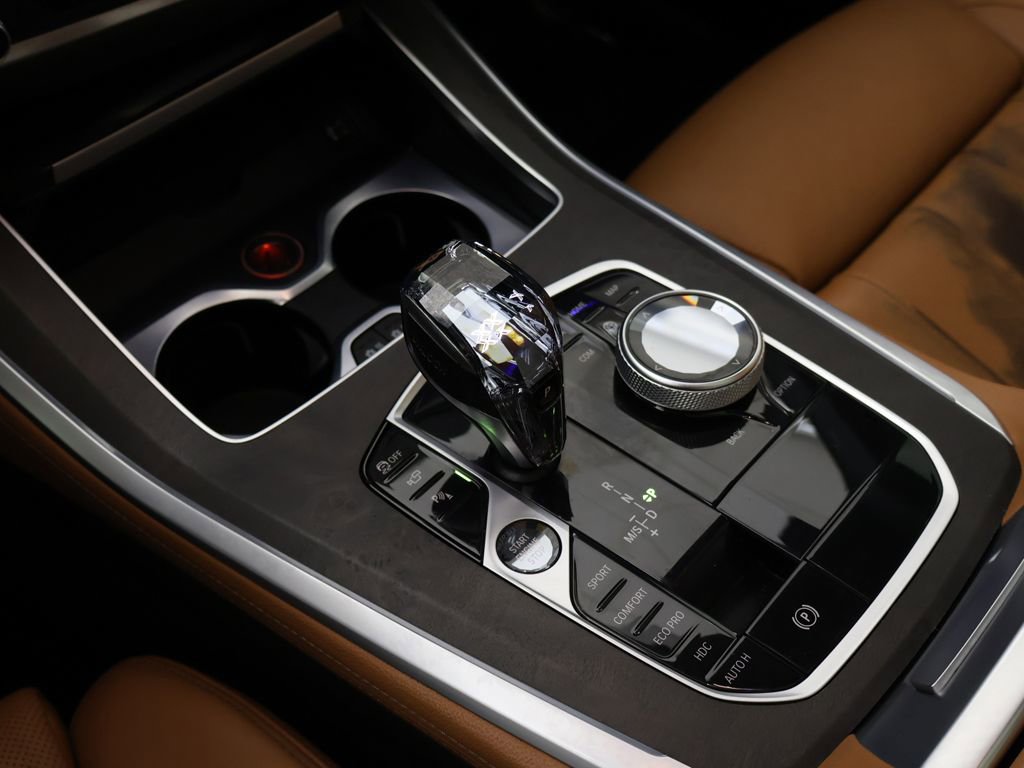 Used 2022 BMW X5 xDrive40i AWD/4WD image 62