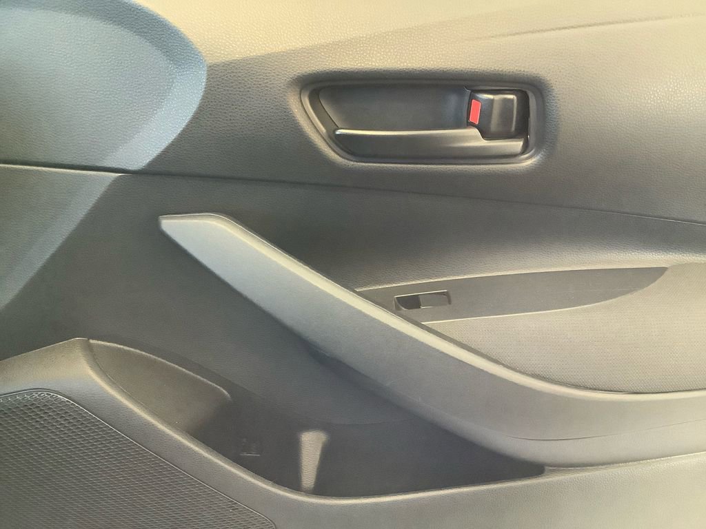 Used 2024 Toyota Corolla LE image 12