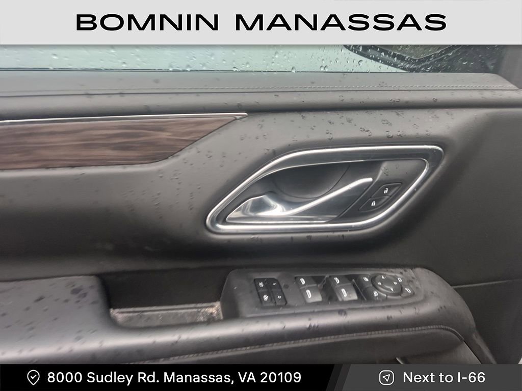 Used 2021 Chevrolet Suburban Z71 w/ Luxury Package image 10