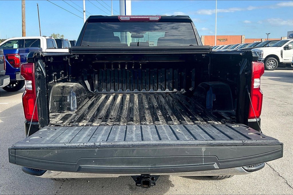Used 2021 Chevrolet Silverado 1500 LTZ AWD/4WD image 30