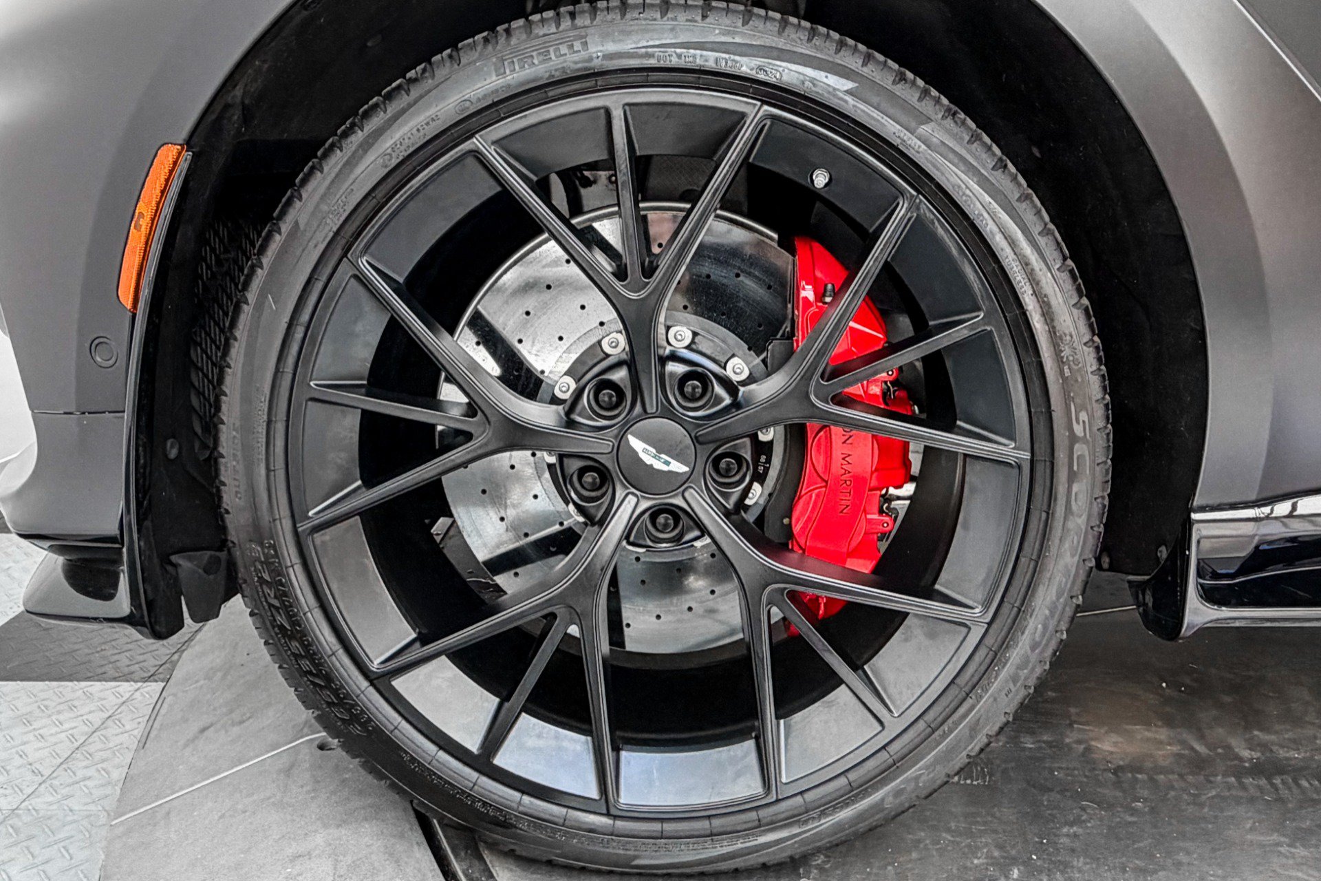 Used 2025 Aston Martin DBX 707 AWD/4WD image 10
