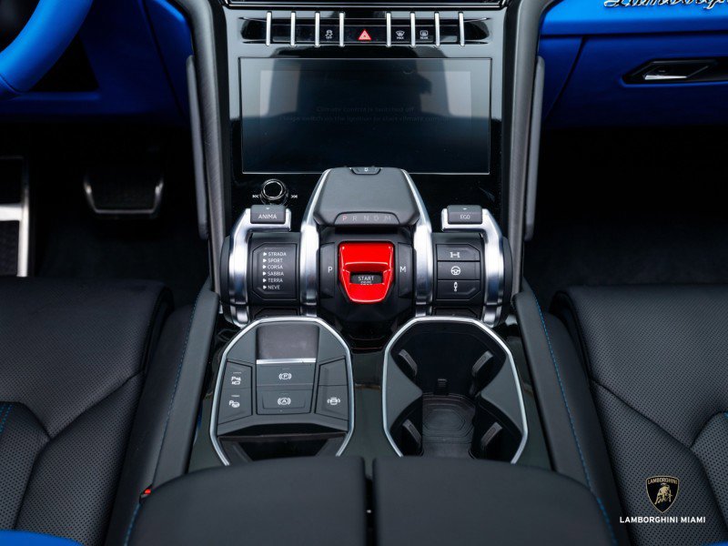 Used 2024 Lamborghini Urus S image 35