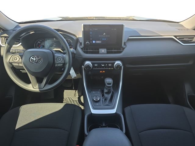 Used 2025 Toyota RAV4 LE image 9