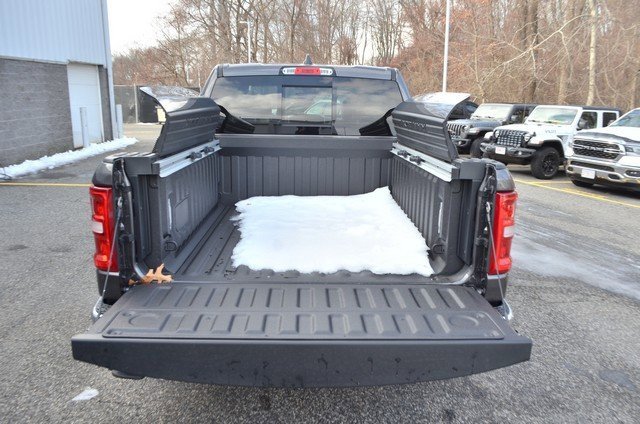 New 2026 RAM 1500 4x4 Crew Cab image 34