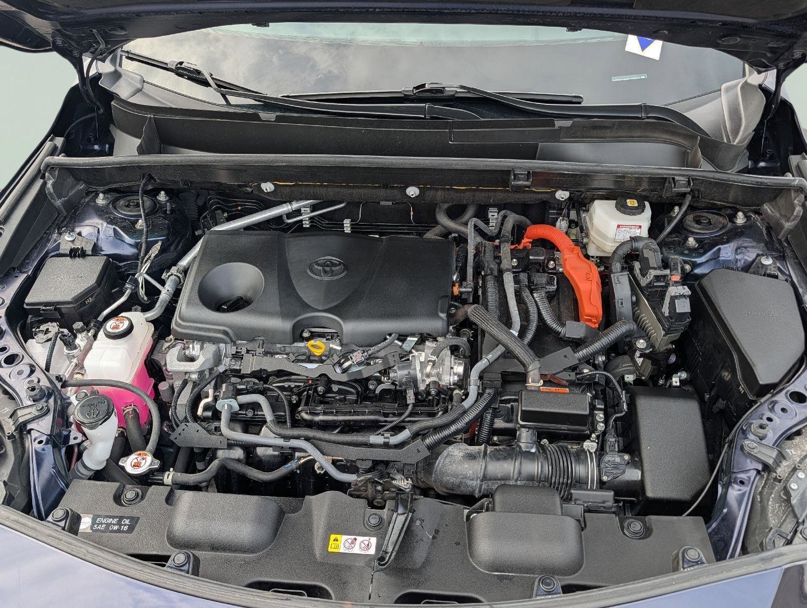 Used 2023 Toyota Venza Limited image 28