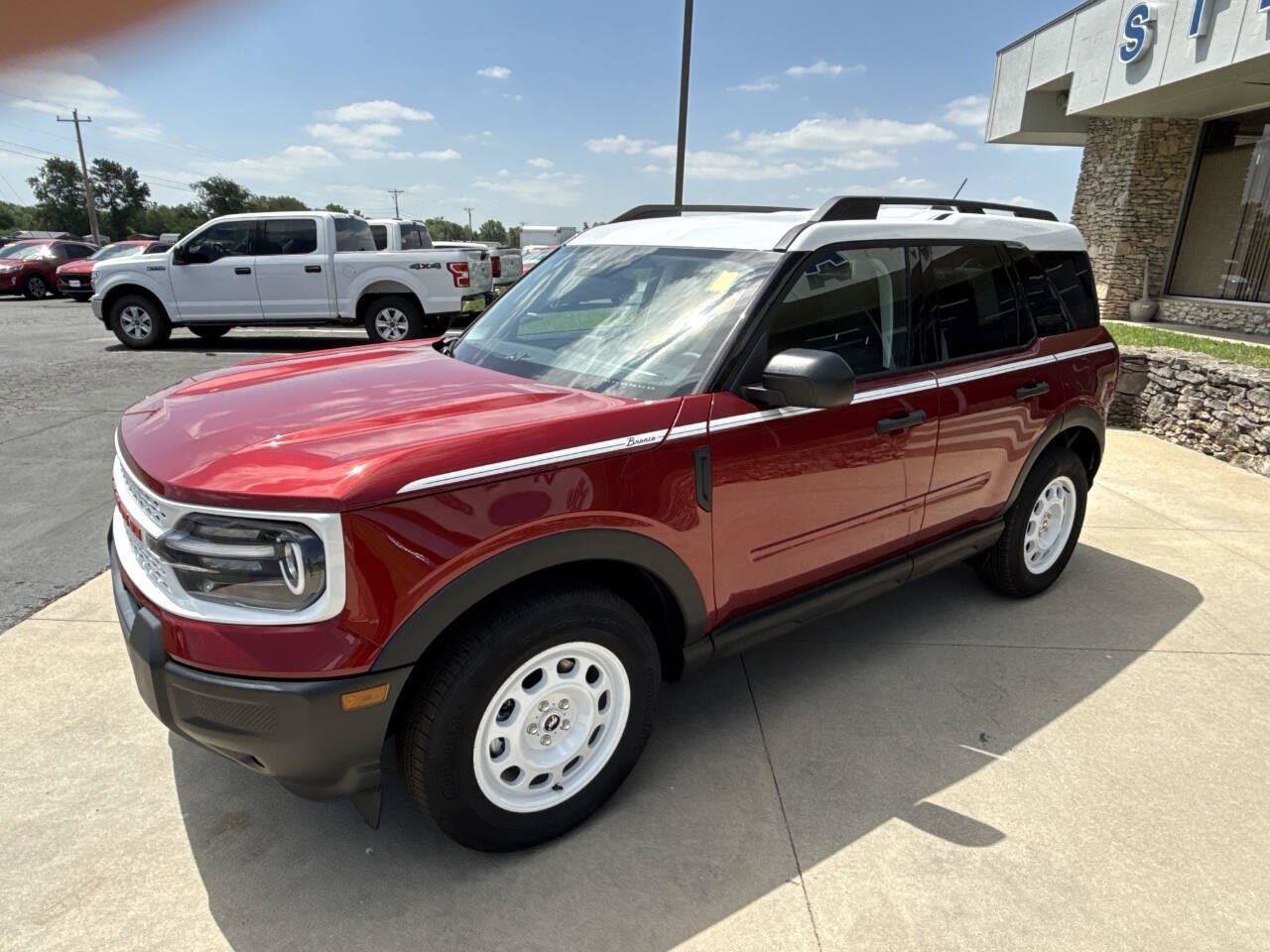 New 2025 Ford Bronco Sport Heritage w/ Convenience Package image 3