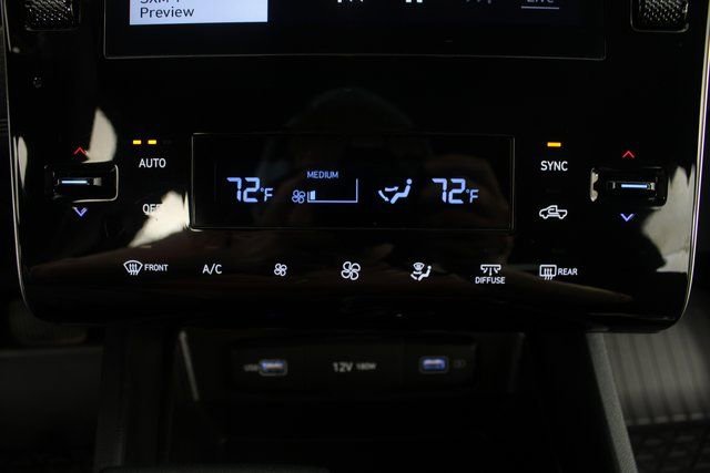 Used 2024 Hyundai Santa Cruz SEL image 6