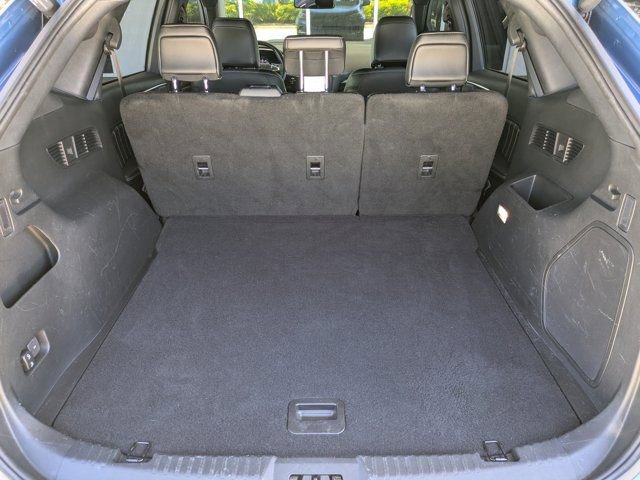 Used 2021 Ford Edge ST image 19