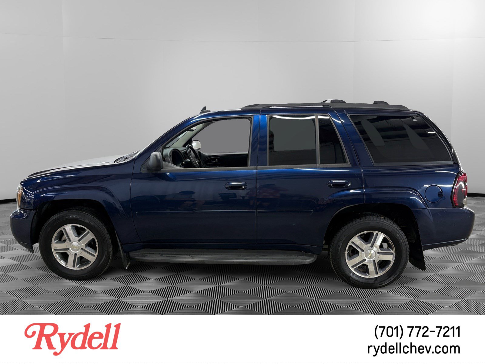 Used 2007 Chevrolet TrailBlazer LT AWD/4WD image 2