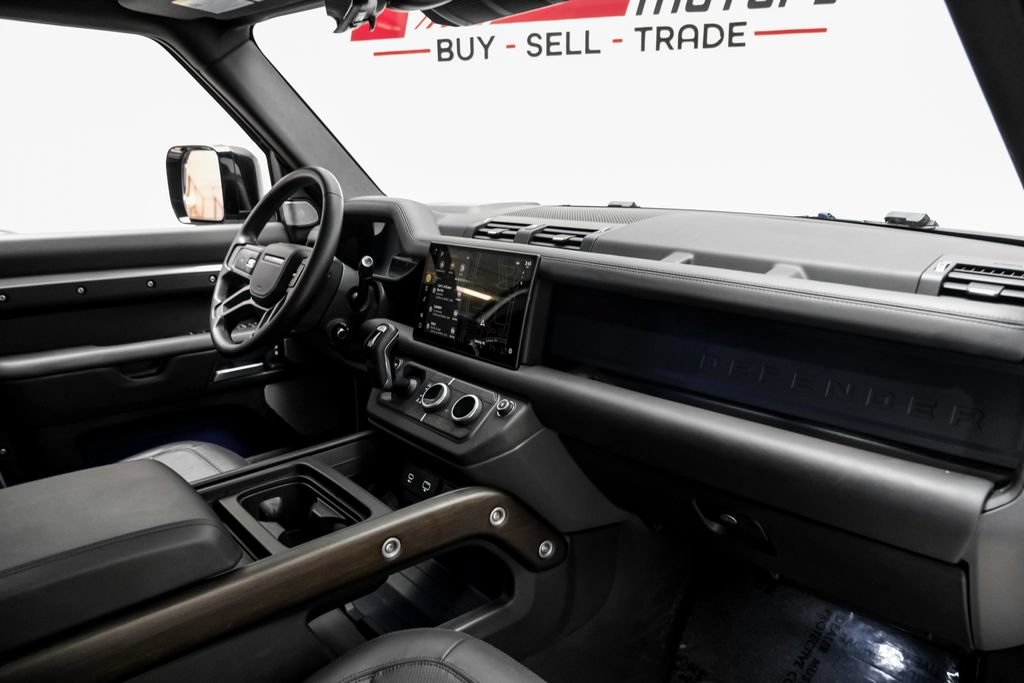 Used 2024 Land Rover Defender 130 X AWD/4WD image 16