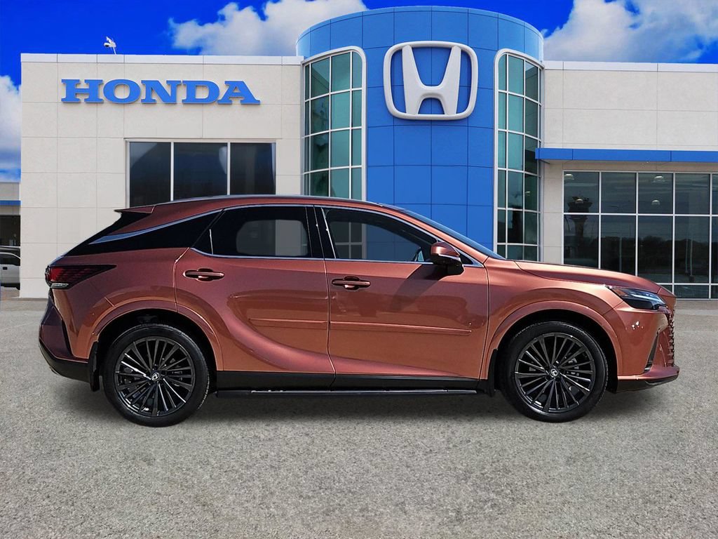 Used 2025 Lexus RX 350h AWD/4WD image 2