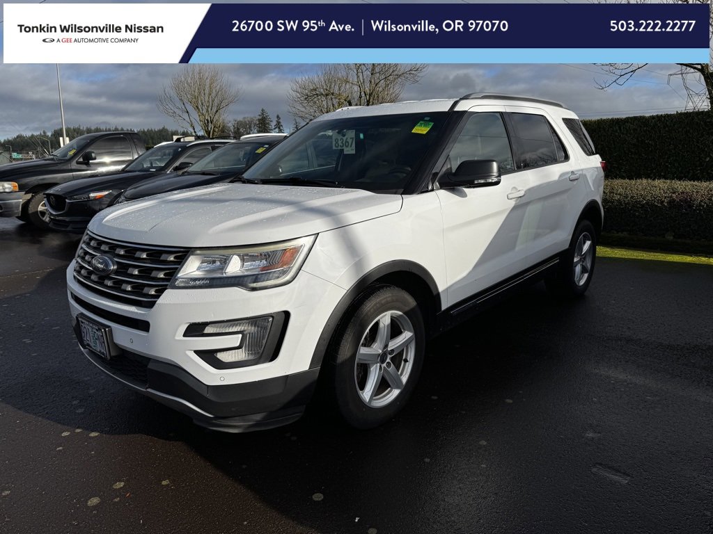 Used 2017 Ford Explorer XLT w/ Equipment Group 202A image 1