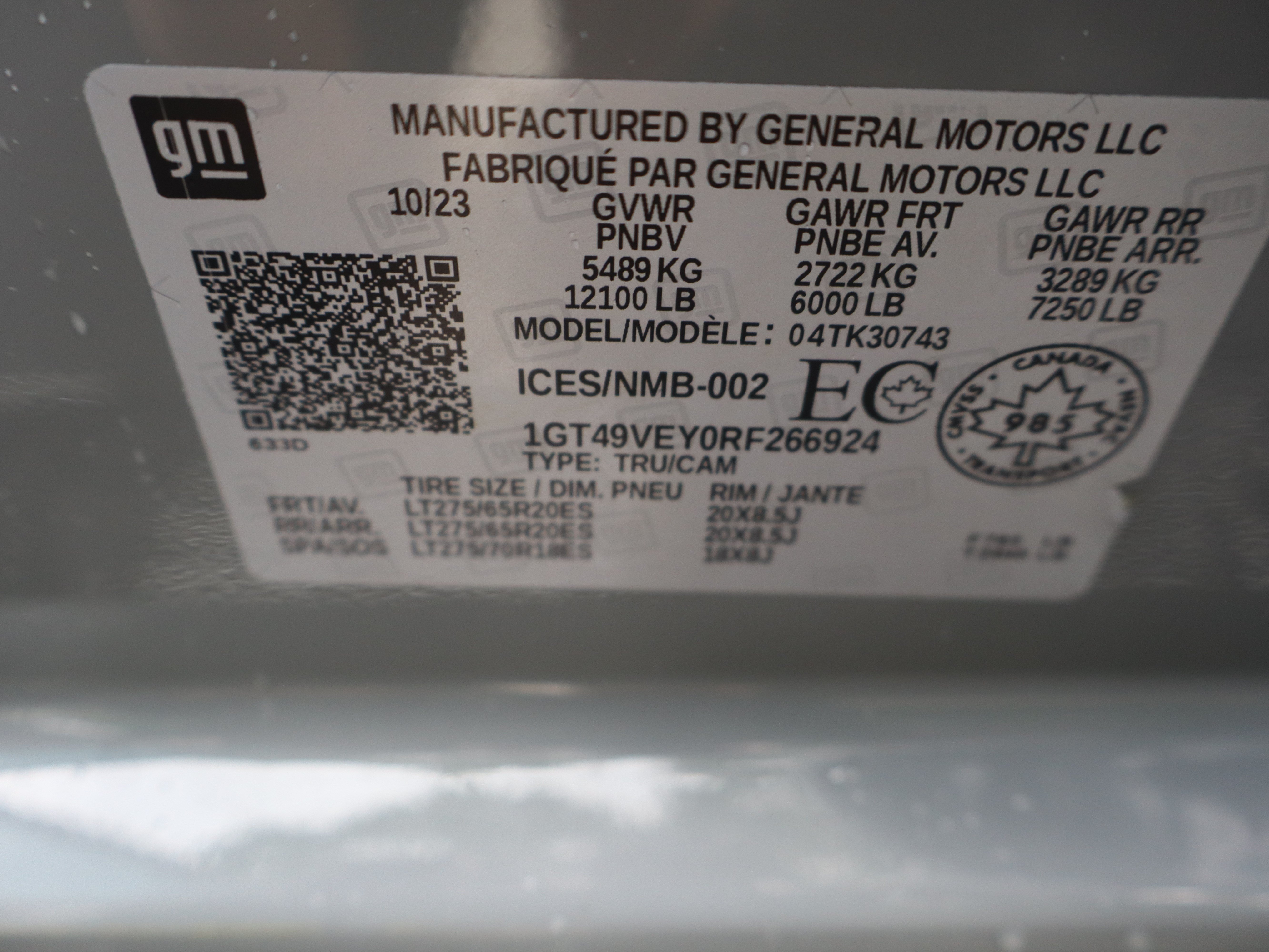 Used 2024 GMC Sierra 3500 AT4 w/ AT4 Premium Plus Package AWD/4WD image 48