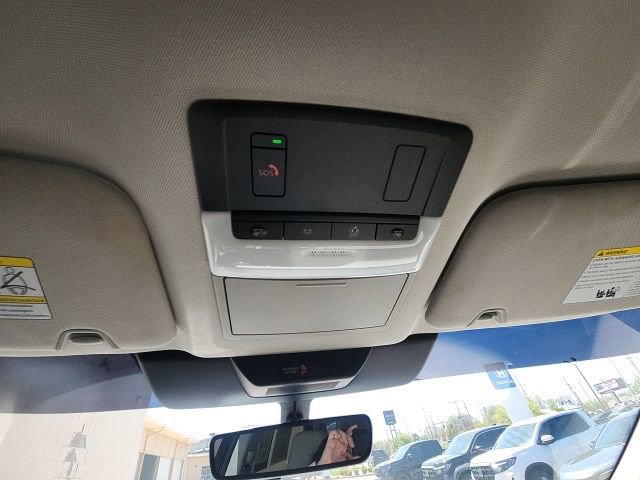 Used 2024 Nissan Pathfinder SL w/ Black Appearance Package image 32